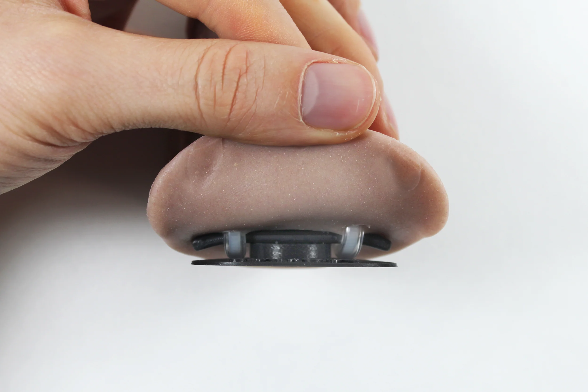 MorMe Adhesive Clip (Compatible with Original Soft Packer only) - Pack of 2 - Image 8